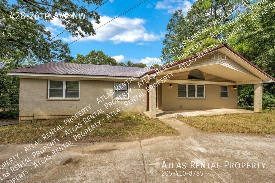 428 26th Ave NW in Center Point, AL - Building Photo