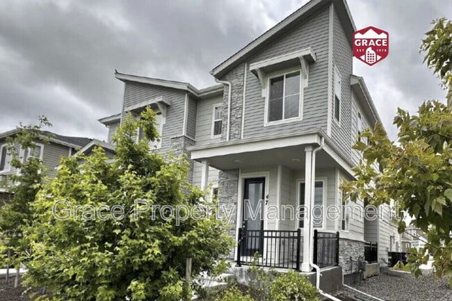 property at 47 N Uriah St