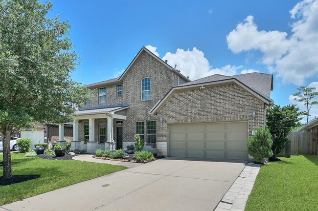property at 18618 Bridle Grove Ct
