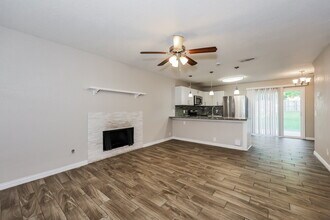 1820 Berkley Dr in Glenn Heights, TX - Building Photo - Building Photo