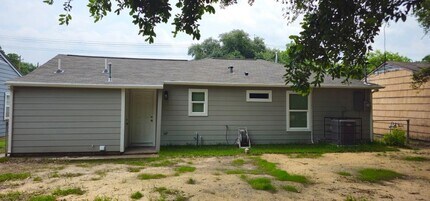 9406 Chesterfield Dr in Houston, TX - Building Photo - Building Photo