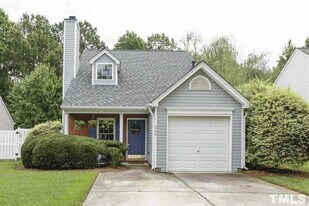 240 Adefield Ln in Holly Springs, NC - Building Photo