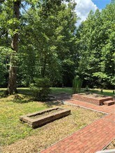 9050 Higgins Rd in Quinton, VA - Building Photo - Building Photo