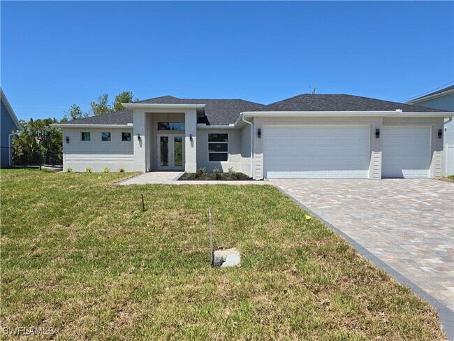 521 NW 5th St in Cape Coral, FL - Building Photo - Building Photo