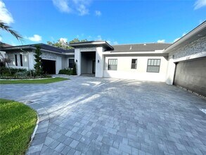 11181 SW 92nd Ave in Miami, FL - Building Photo - Building Photo