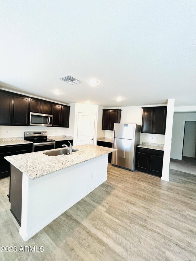 1541 E Caballero Dr in Casa Grande, AZ - Building Photo - Building Photo