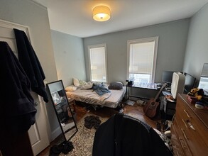 3 Hamilton Rd, Unit PH in Somerville, MA - Building Photo - Building Photo