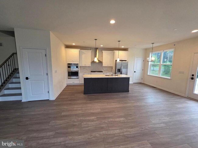 property at 48 Parry Wy