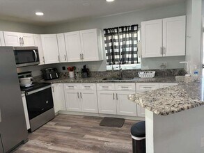 3706 N 57th St in Tampa, FL - Building Photo - Building Photo