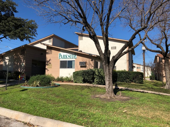 Parkside Apartments in San Antonio, TX - Building Photo - Building Photo