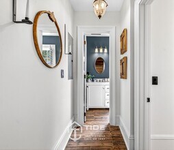 81 Ashley Ave in Charleston, SC - Building Photo - Building Photo