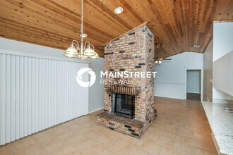 524 Commodore Ave NW in Palm Bay, FL - Building Photo - Building Photo