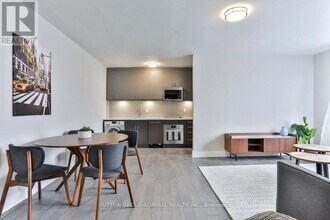 464 Spadina Rd in Toronto, ON - Building Photo - Building Photo