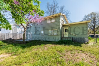 1440 Community Dr in Derby, KS - Building Photo - Building Photo