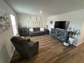 6319 June Bug Dr in Milton, FL - Building Photo - Building Photo