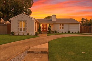 5031 Waneta Dr in Dallas, TX - Building Photo