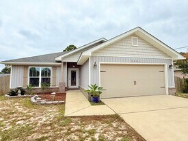5401 Harmony Ln in Gulf Breeze, FL - Building Photo
