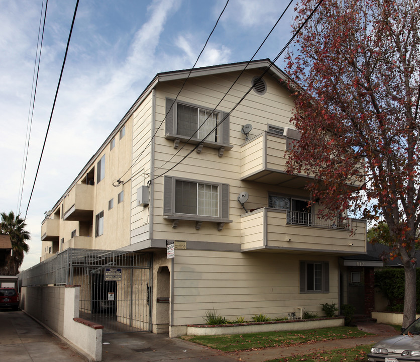 517 Nebraska Ave in Long Beach, CA - Foto de edificio