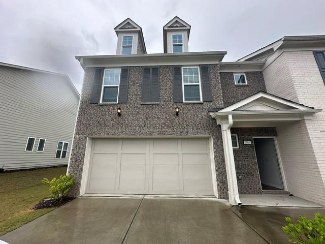 property at 2560 Quarterdeck Dr