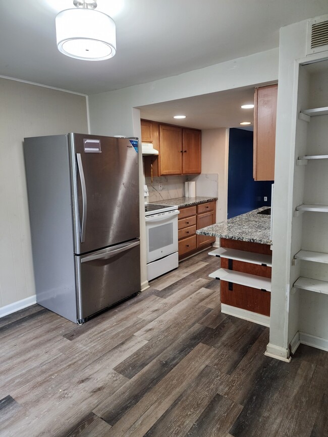 6592 Fruitgift Pl
