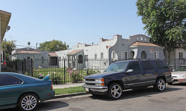 310 W Magnolia St in Compton, CA - Foto de edificio - Building Photo