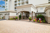 The Bridgewater in Bonita Springs, FL - Foto de edificio - Building Photo