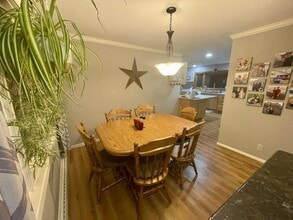 1447 Stead Dr in Menasha, WI - Building Photo - Building Photo