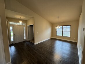 2467 Bell Manor Dr SW in Huntsville, AL - Building Photo - Building Photo