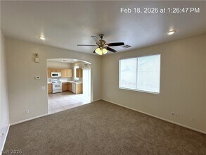 1033 Sweeping Ivy Ct in Las Vegas, NV - Building Photo - Building Photo