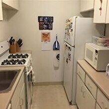 44 Washington St, Unit 702 in Brookline, MA - Building Photo - Building Photo