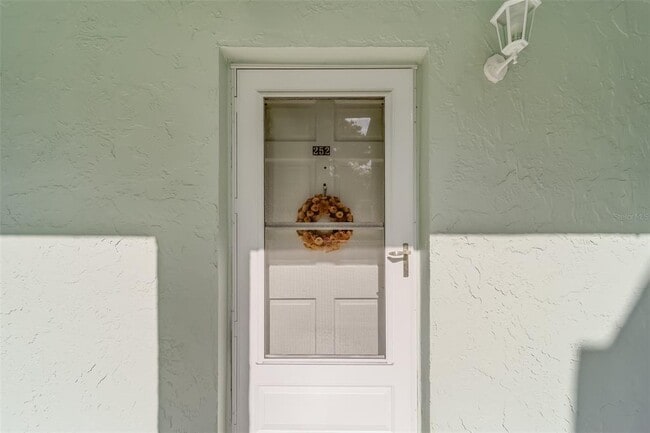 property at 1706 Belleair Forest Dr