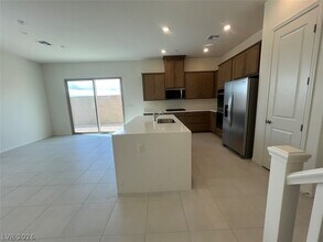 119 Marlette Crk Pl in Las Vegas, NV - Building Photo - Building Photo
