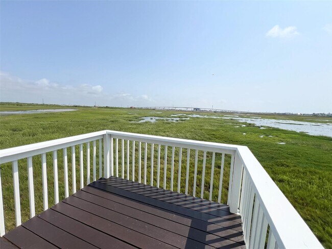 738 Caisson St in Freeport, TX - Building Photo - Building Photo