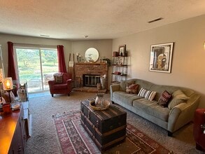 2032 Waterfront Dr N in Columbia, MO - Building Photo - Building Photo