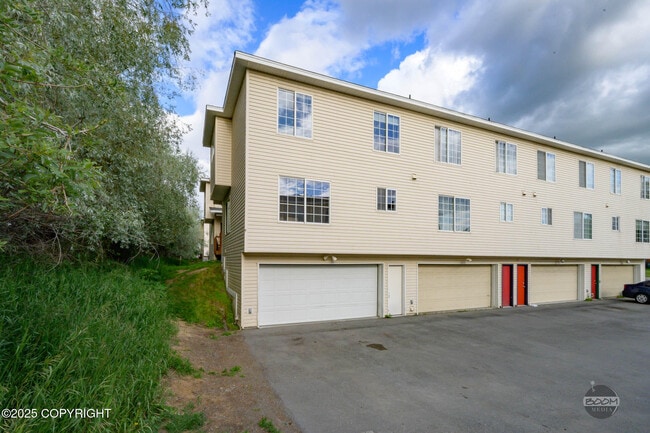 6923 Gold Kings Ave in Anchorage, AK - Building Photo - Building Photo