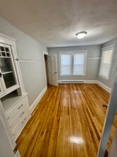 31 Falmouth St, Unit #2 in Worcester, MA - Building Photo - Building Photo