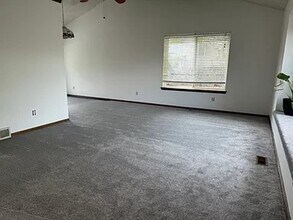 1818 Lashley St in Longmont, CO - Building Photo - Building Photo