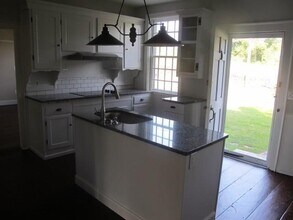 4 Limerock Rd in Smithfield, RI - Building Photo - Building Photo
