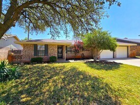 3531 Hyde Park Ave in Midland, TX - Building Photo