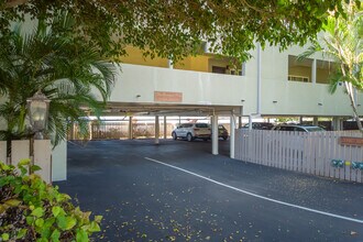 Banyans Hawaii in Kailua Kona, HI - Building Photo - Building Photo