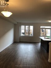 130 Maynooth Ct in Ottawa, ON - Building Photo - Building Photo