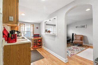 939 E 3rd St, Unit 3 in Royal Oak, MI - Foto de edificio - Building Photo