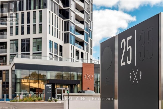 25 Wellington St S in Kitchener, ON - Building Photo - Building Photo