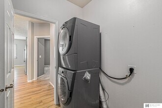 4851 S 187th Ave, Unit 04-205 in Omaha, NE - Building Photo - Building Photo