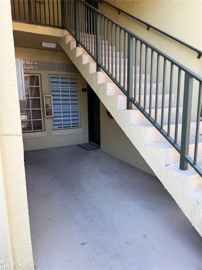 18308 NW 68th Ave in Hialeah, FL - Building Photo - Building Photo