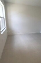 12147 NW 23rd Ct in Miami Shores, FL - Building Photo - Building Photo