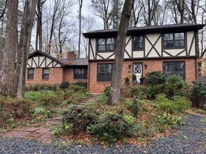 3324 Henderson Creek Rd in Atlanta, GA - Building Photo - Building Photo