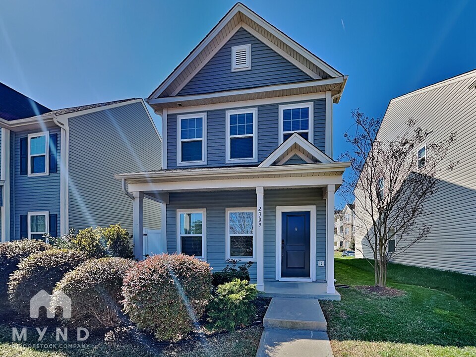 2309 Autumn Mist Dr in Winston-Salem, NC - Foto de edificio