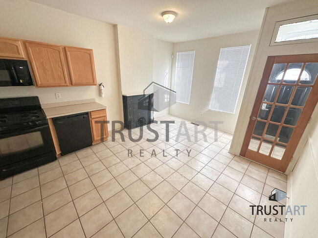 2034 N Cleveland St in Philadelphia, PA - Building Photo - Building Photo