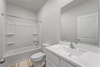 11411 Bright Sun Dr in Houston, TX - Foto de edificio - Building Photo